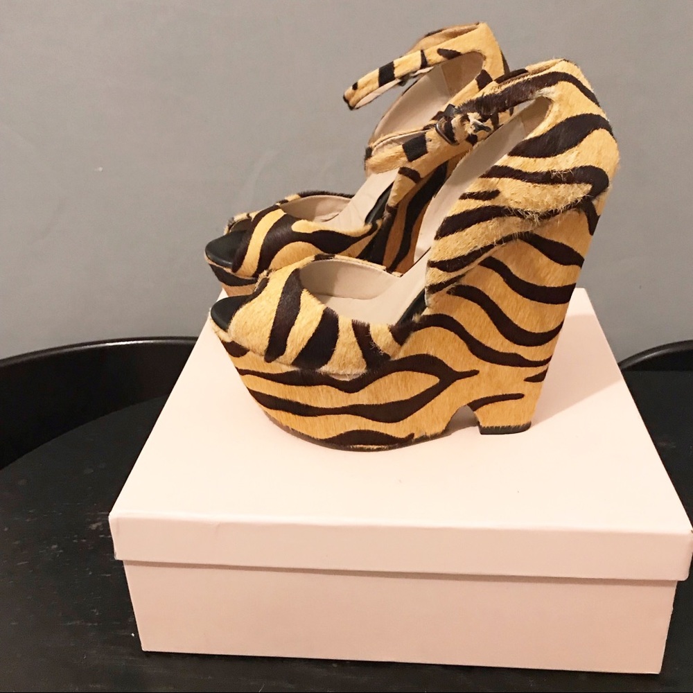 Zara Zebra Print Platform Wedges. - Picture 3 of 5